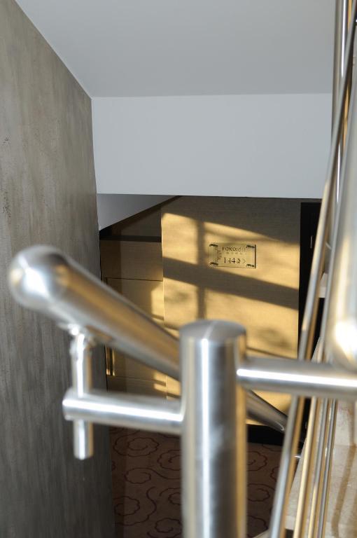 Arte Hotel Brzeg Buitenkant foto