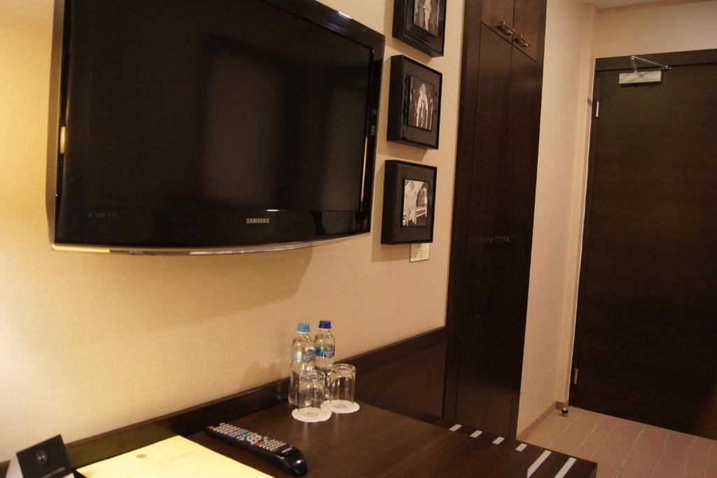 Arte Hotel Brzeg Kamer foto